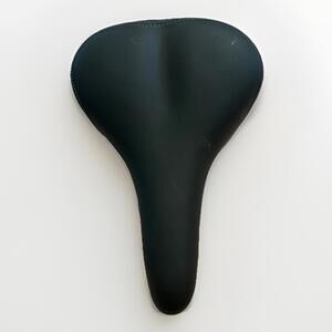SCHWINN Commute Bike Saddle, Universal Soft Black